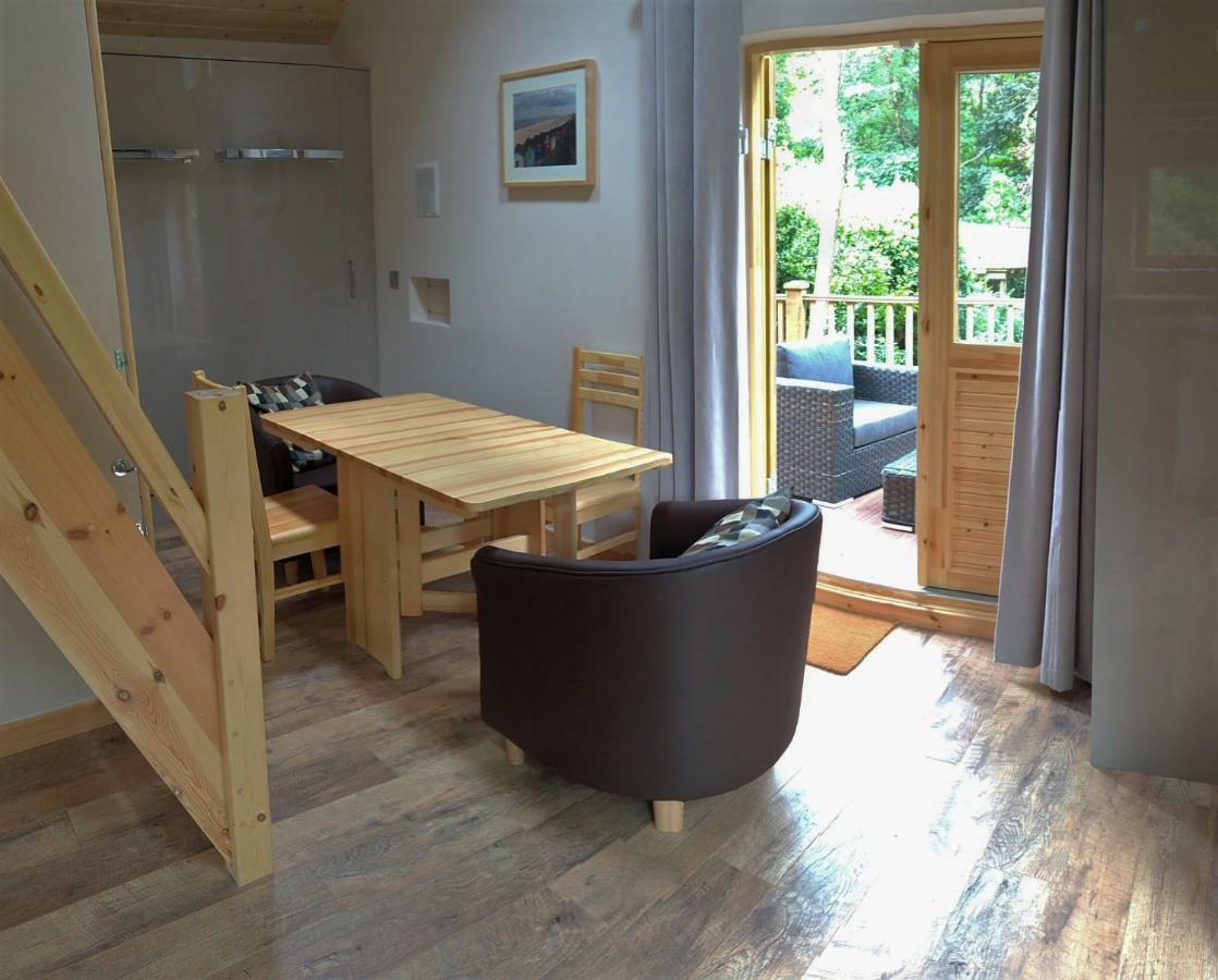 Alum Chine Log Cabin Villa Bournemouth Eksteriør billede